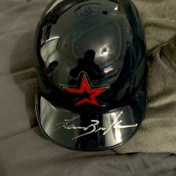 Lance Berkman signed Houston Astro’s miniature batting helmet